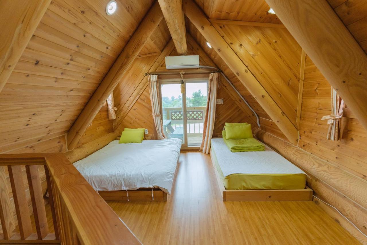 Jungmun Log Pension & Resort Seogwipo Dış mekan fotoğraf