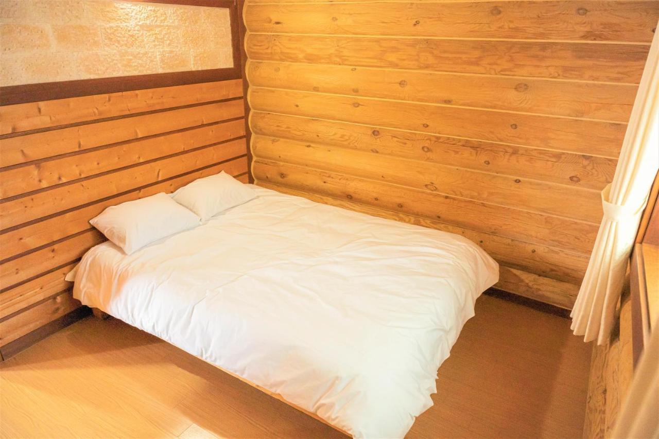 Jungmun Log Pension & Resort Seogwipo Dış mekan fotoğraf