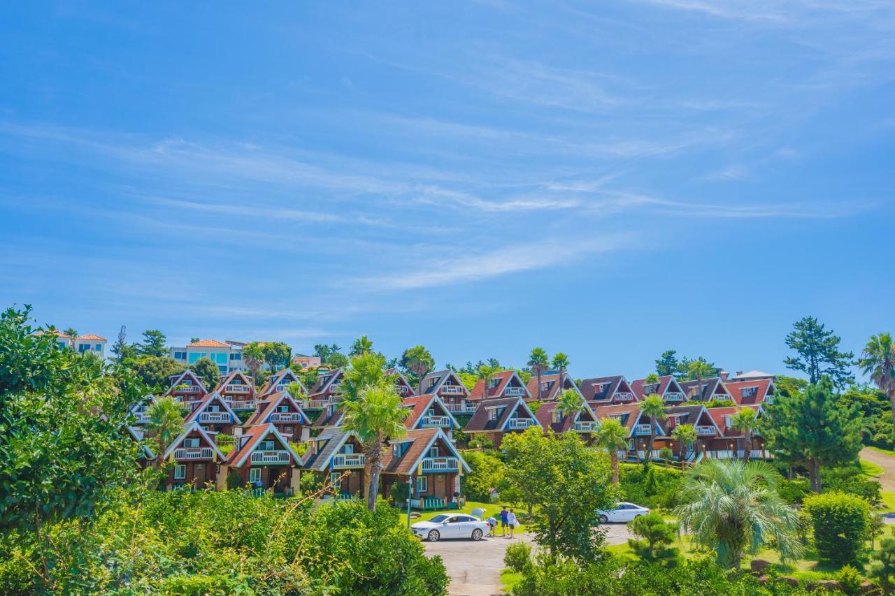 Jungmun Log Pension & Resort Seogwipo Dış mekan fotoğraf