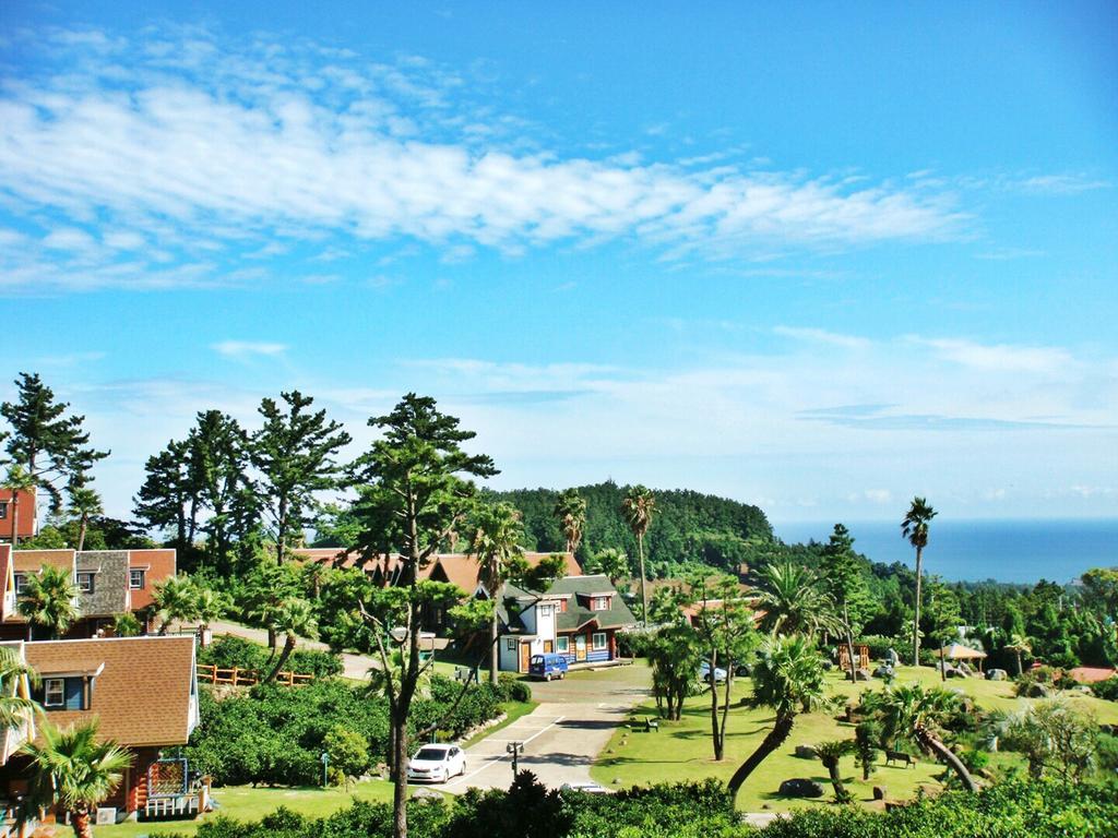 Jungmun Log Pension & Resort Seogwipo Dış mekan fotoğraf
