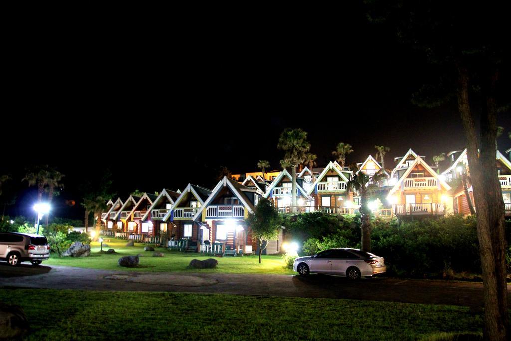 Jungmun Log Pension & Resort Seogwipo Dış mekan fotoğraf