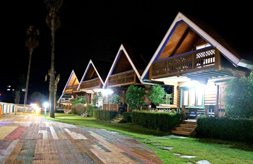 Jungmun Log Pension & Resort Seogwipo Dış mekan fotoğraf